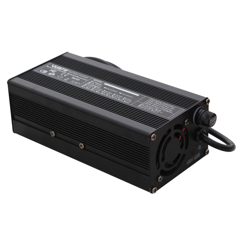 Caricabatteria intelligente Li - 84V 20A Smart Charger recensione e prezzo